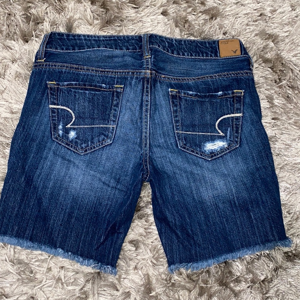 Size 2 AEO Distressed Jean Shorts Super Cute